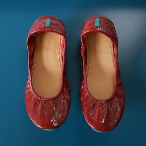 Ruby Red Patent Tieks, Like New, Size 7